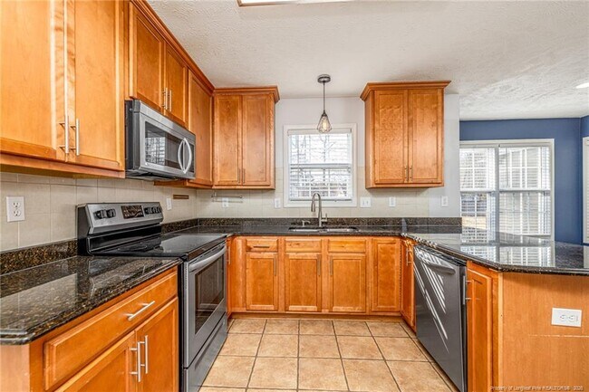 Building Photo - 3320 Benson Pl