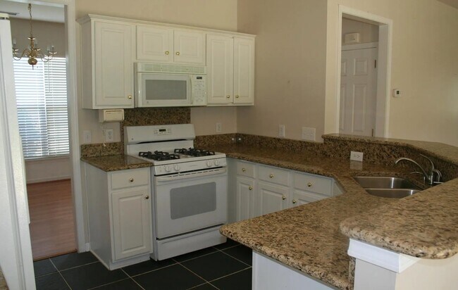 Building Photo - 2612 Stirrup Ridge Ln