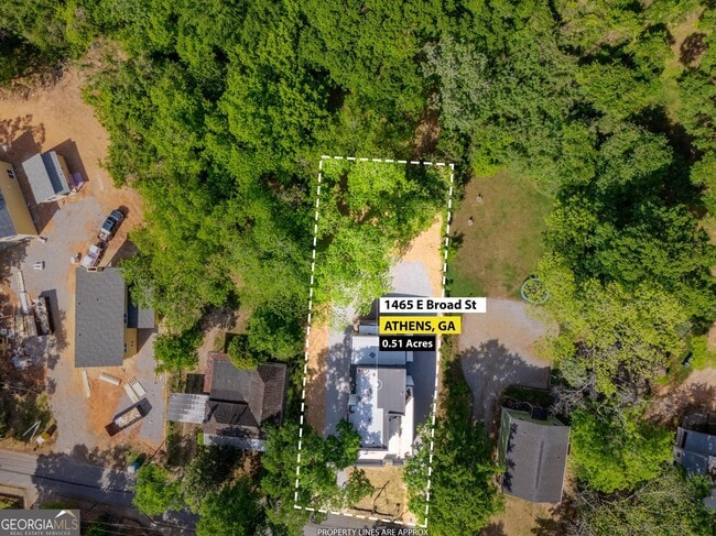 Building Photo - 1465 E Broad St