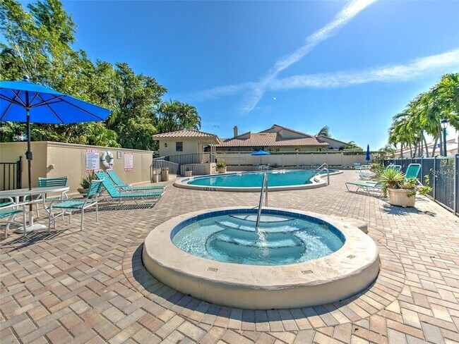 Building Photo - 2377 Harbour Oaks Dr