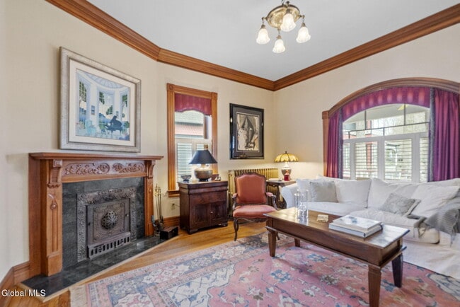 Building Photo - 69 Union Ave