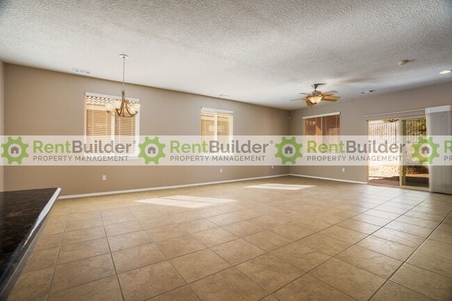 Building Photo - 1027 Desert Willow Ct