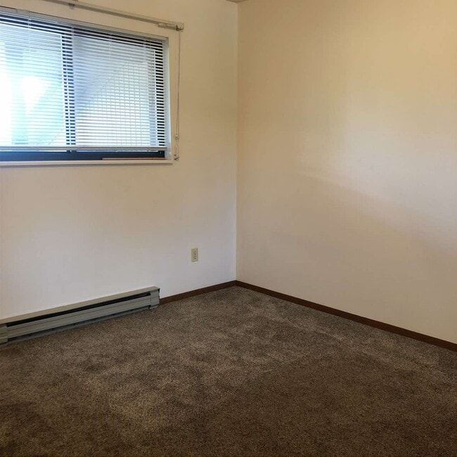 Building Photo - 710 City Park Ave