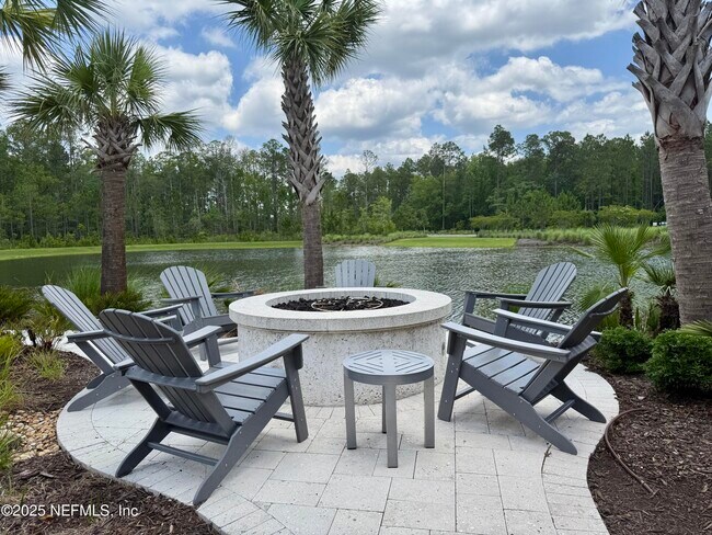 Building Photo - 75310 White Rabbit Ave