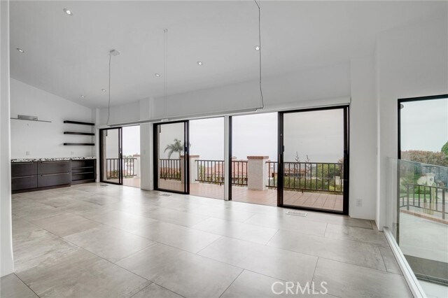 Building Photo - 1424 Via Zumaya