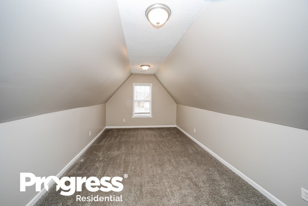 Building Photo - 13083 Braybourne Cross