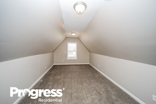 Building Photo - 13083 Braybourne Cross