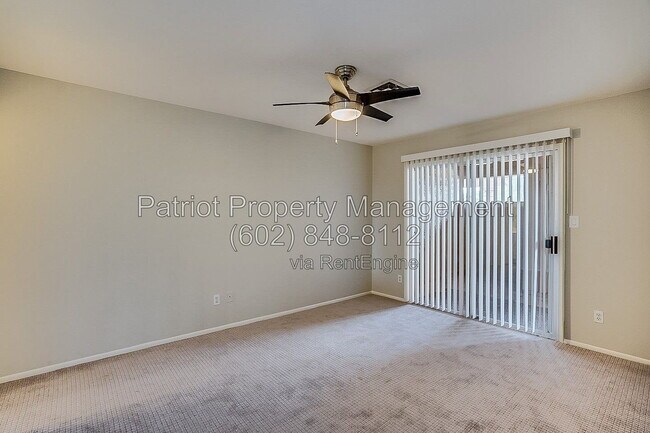 Building Photo - 20420 N 6th Dr