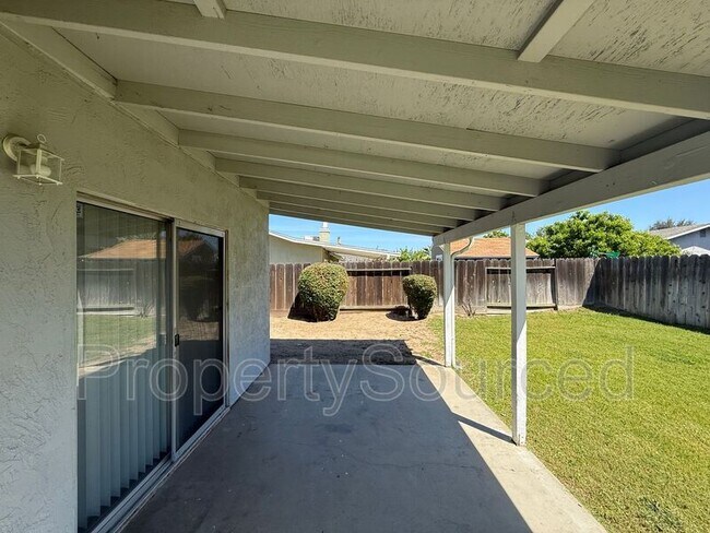 Building Photo - 1462 Snyder St