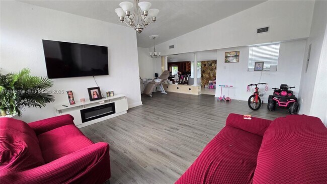 Building Photo - 8261 SW 34th Terrace