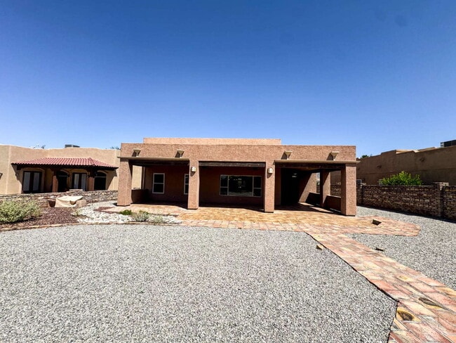Building Photo - “Well Maintained 2-Bedroom, 2-Bathroom Home in Foothills”