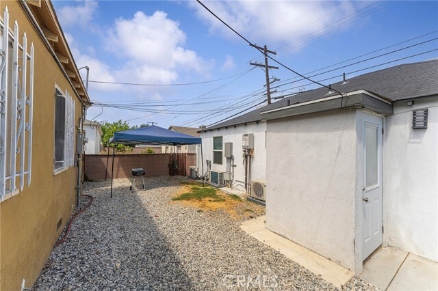 Building Photo - 3003 Obama Blvd