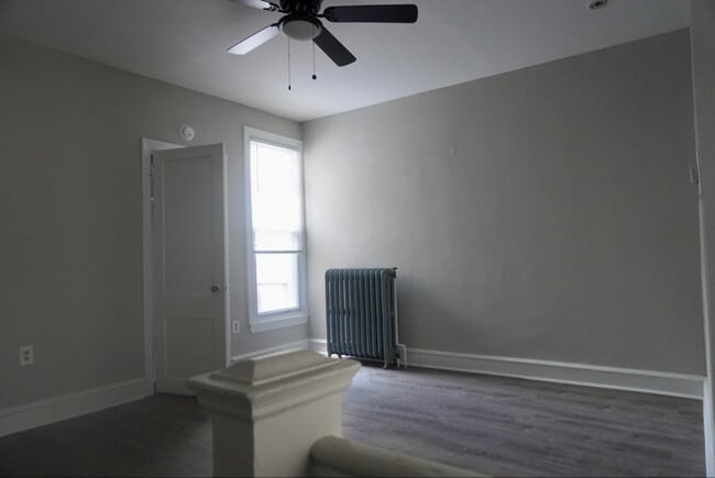 Building Photo - 5953 Chester Ave