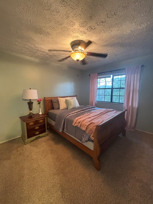 Building Photo - 408 Halia Crest