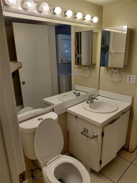 Building Photo - 8203 Sun Spring Cir