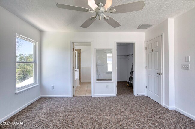 Building Photo - 637 Mount Olympus Blvd