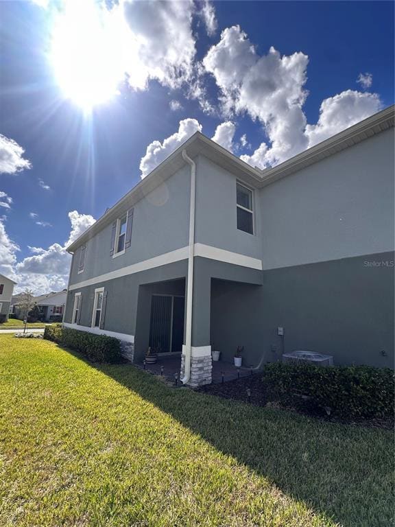 Building Photo - 17069 Water Spring Blvd