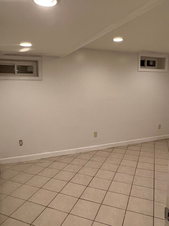 581 Polk Pl 581 Polk Pl East Meadow NY 11554 Apartment Finder