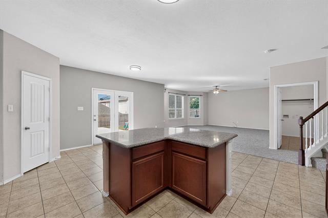 Building Photo - 2224 Loreto Dr