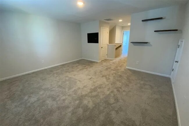 Building Photo - 1044 Fairfield Dr