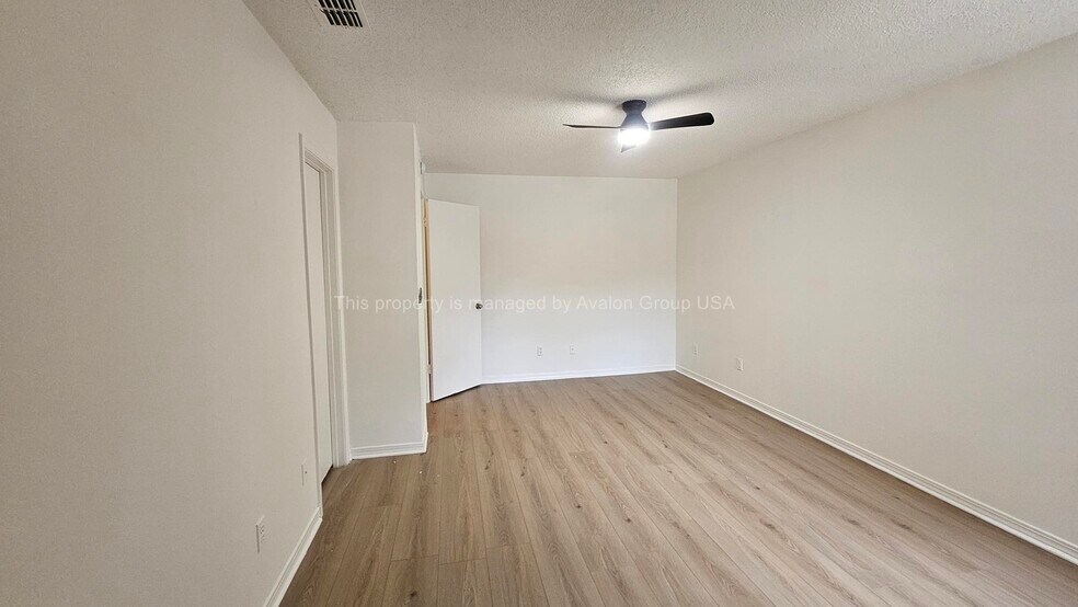 Building Photo - 7626 Melissa Ct N