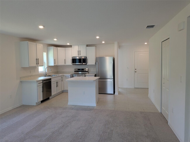 Building Photo - 9065 107th Ct