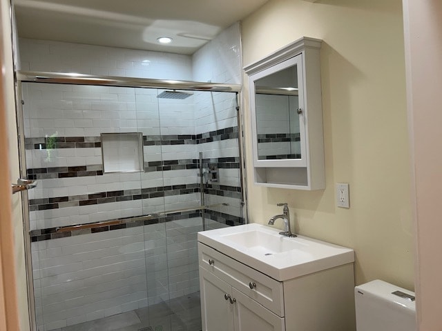 master bedroom bathroom - 15737 Sutton St