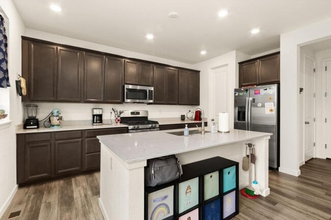 Building Photo - 4072 Chasm Lk Dr