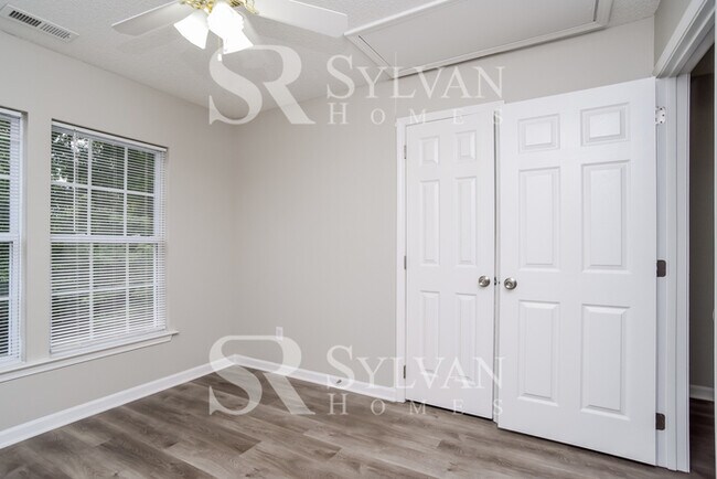 Building Photo - This gorgeous home is move-in ready for new residents!