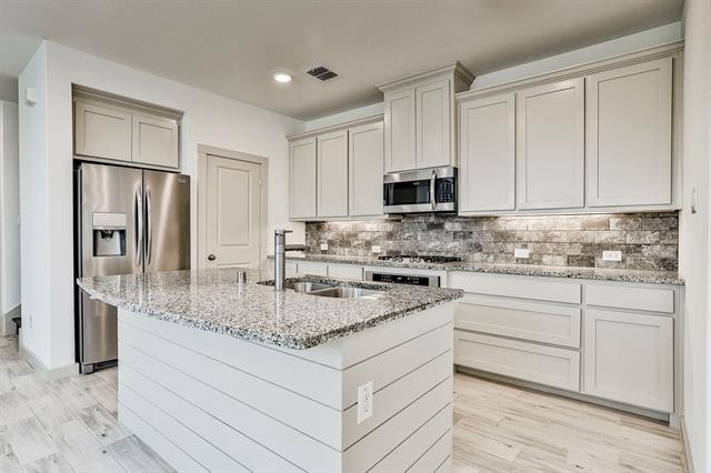 Building Photo - 1347 Casselberry Dr