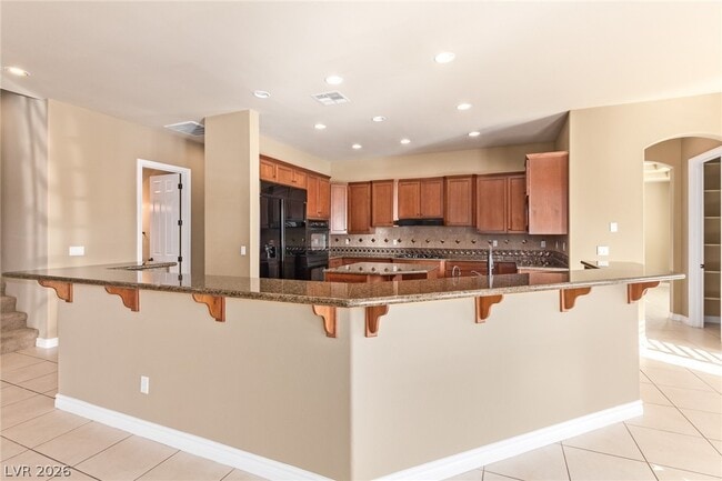 Building Photo - 9805 Queen Charlotte Dr