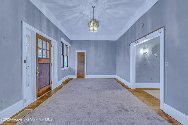 Building Photo - 714 Smith St