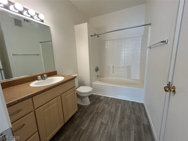 Building Photo - 8250 N Grand Canyon Dr