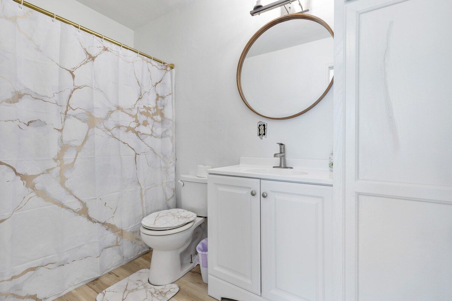 Building Photo - 1335 Nylic St