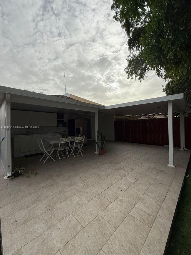 Building Photo - 20607 SW 93rd Ave