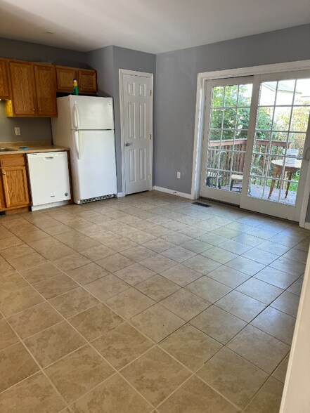 Building Photo - 183 Prospect St