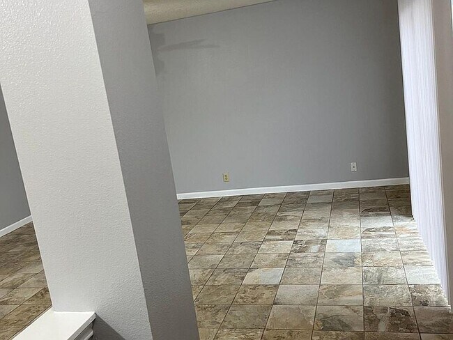 Building Photo - 3618 Candlehead Ln