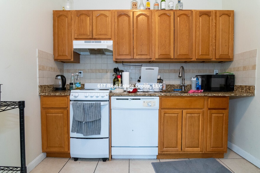 Building Photo - 22 Euston St