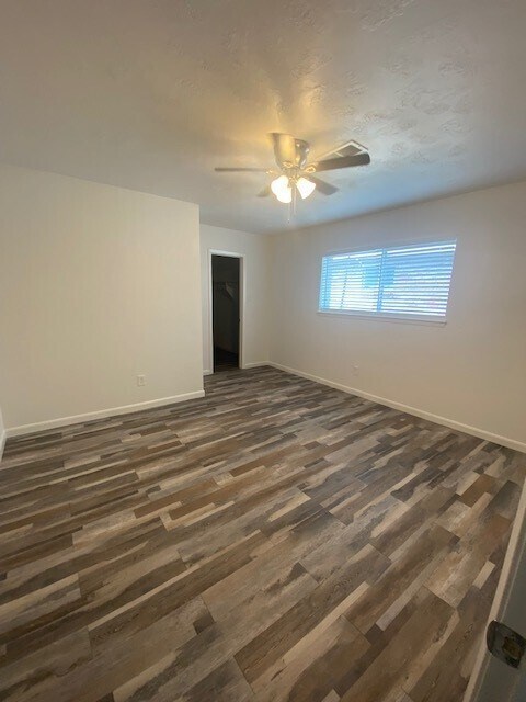 Building Photo - 3803 Regency Dr