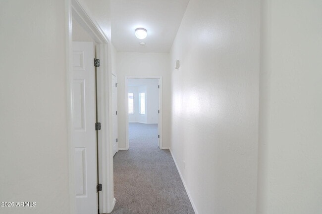 Building Photo - 15224 W Desert Hills Dr