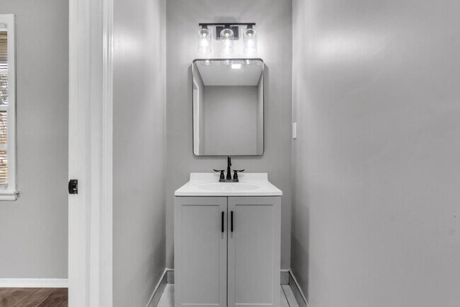 Building Photo - 2165 Pueblo Ave