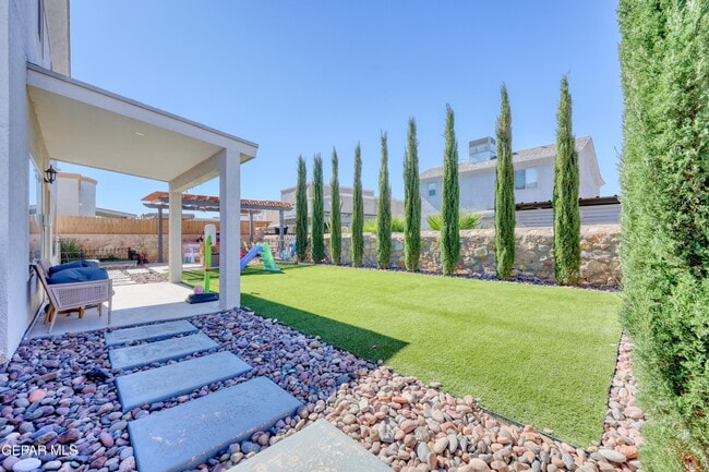 Building Photo - 2163 Enchanted Brk Dr