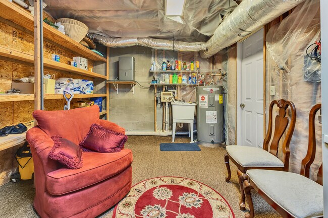 Building Photo - 224 Glenstone Cir