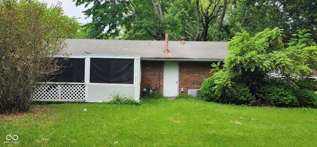 Building Photo - 10139 Chris Dr