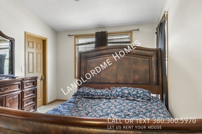 Building Photo - 3034 Wyndburgh Dr