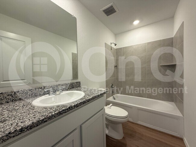 Building Photo - 1117 Desert Willow Dr