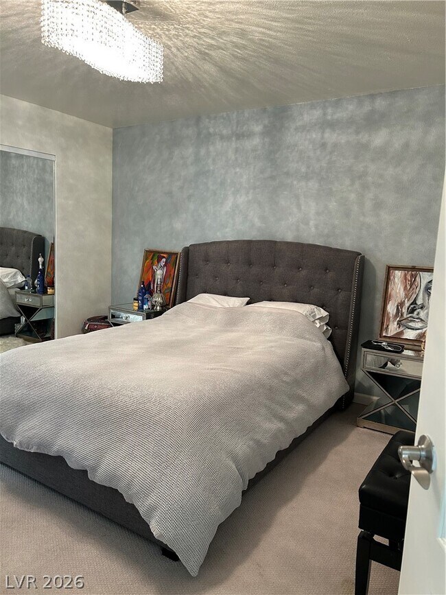 Building Photo - 9325 W Desert Inn Rd