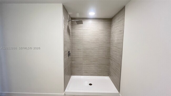 Building Photo - 5579 Millennia Park Dr
