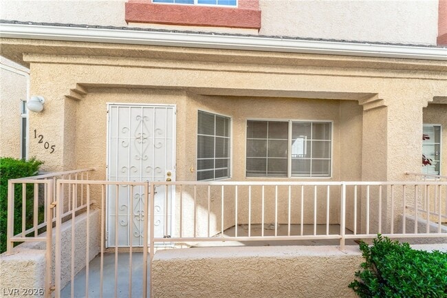 Building Photo - 1205 Dusty Creek St