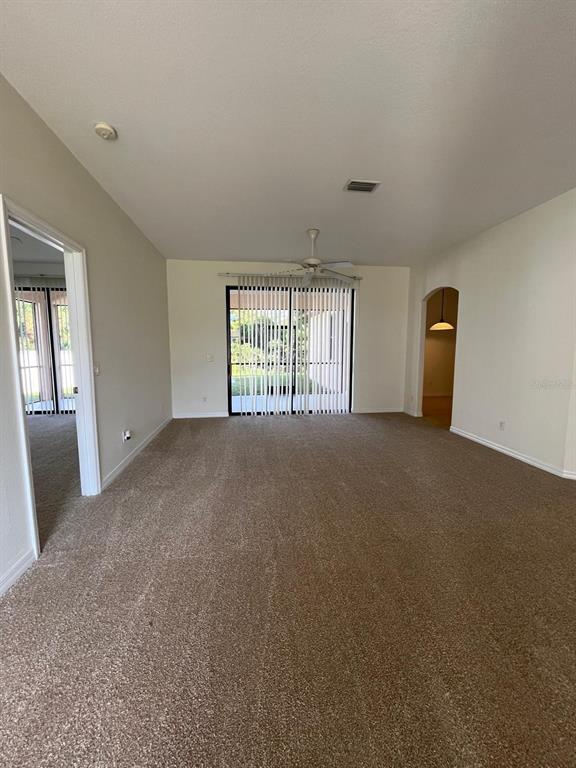 Building Photo - 4458 Maverick St